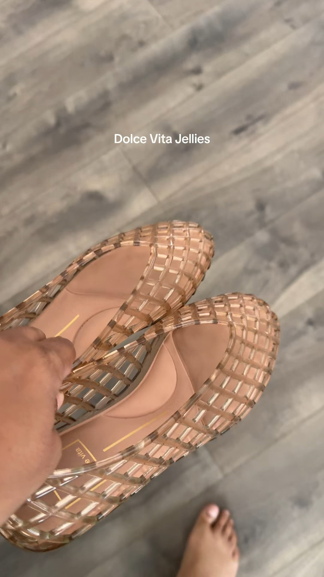 Dolce Vita jellies

#LTKootd #LTKSeasonal