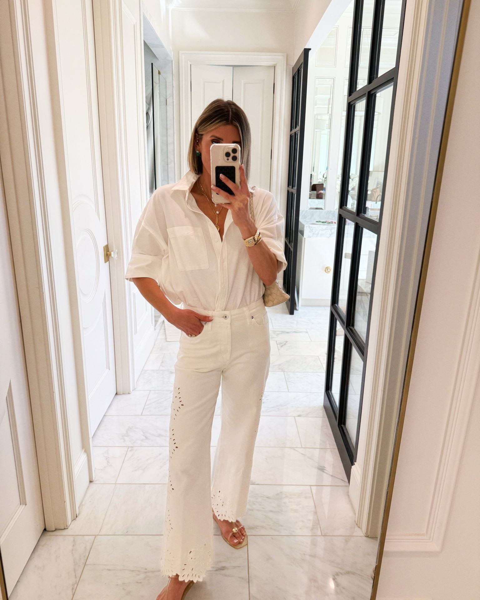 Mister jeans on sale today! I'm wearing size 25 fit tts