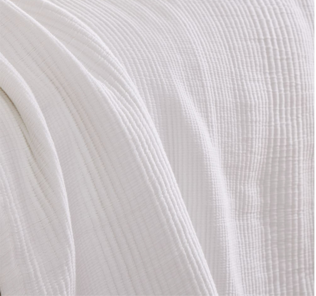 Contains 100% organically grown cotton certified to the Organic Content Care
collapse
Machine wash cold, gentle cycle. Only non-chlorine bleach when needed. Tumble dry low  

 #LTKGiftGuide