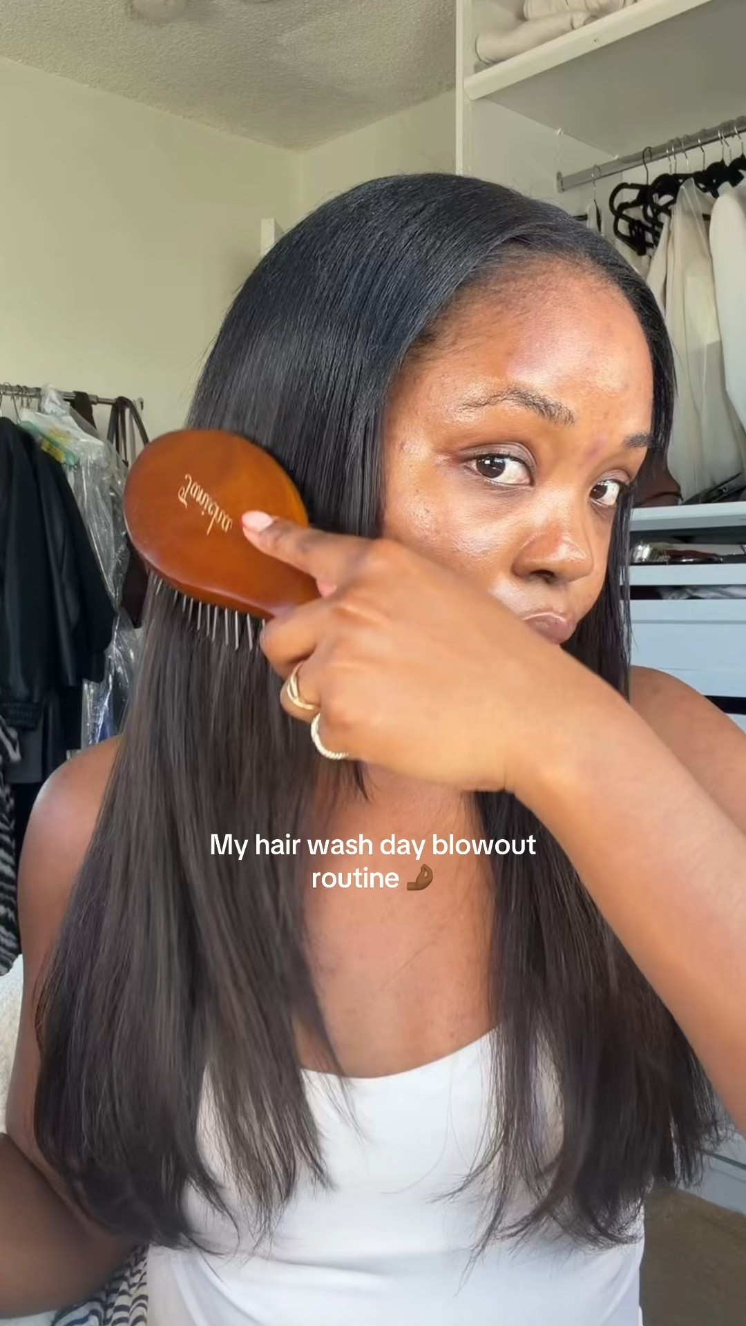 Clean hair + a fresh blowout for the week 🤌🏾✨ comment “hair” and I’ll send you all the product details!

#blowoututorial #hairwashday #4chair #sewinweave #straighthair @shelterskin @rozhair @dysonusa @langehair @kristinesshair @ghd_northamerica @ghdhair @theouai 

#LTKgrwm #LTKBeauty
