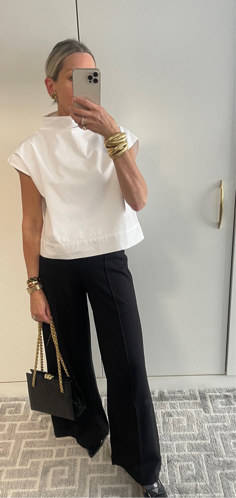 My fav &  classic top from @julia_amory is back in stock !
I have in black too! Goes with everything! 

#LTKdayinmylife #LTKootd #LTKgrwm