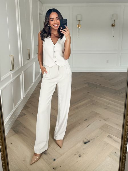 Workwear outfit! Wearing size 2 in vest and size 4 tall in trousers - color is Matte Pearl


Spring outfit 
Work outfit
Office outfit 
Casual outfit 

#LTKstyletip #LTKworkwear