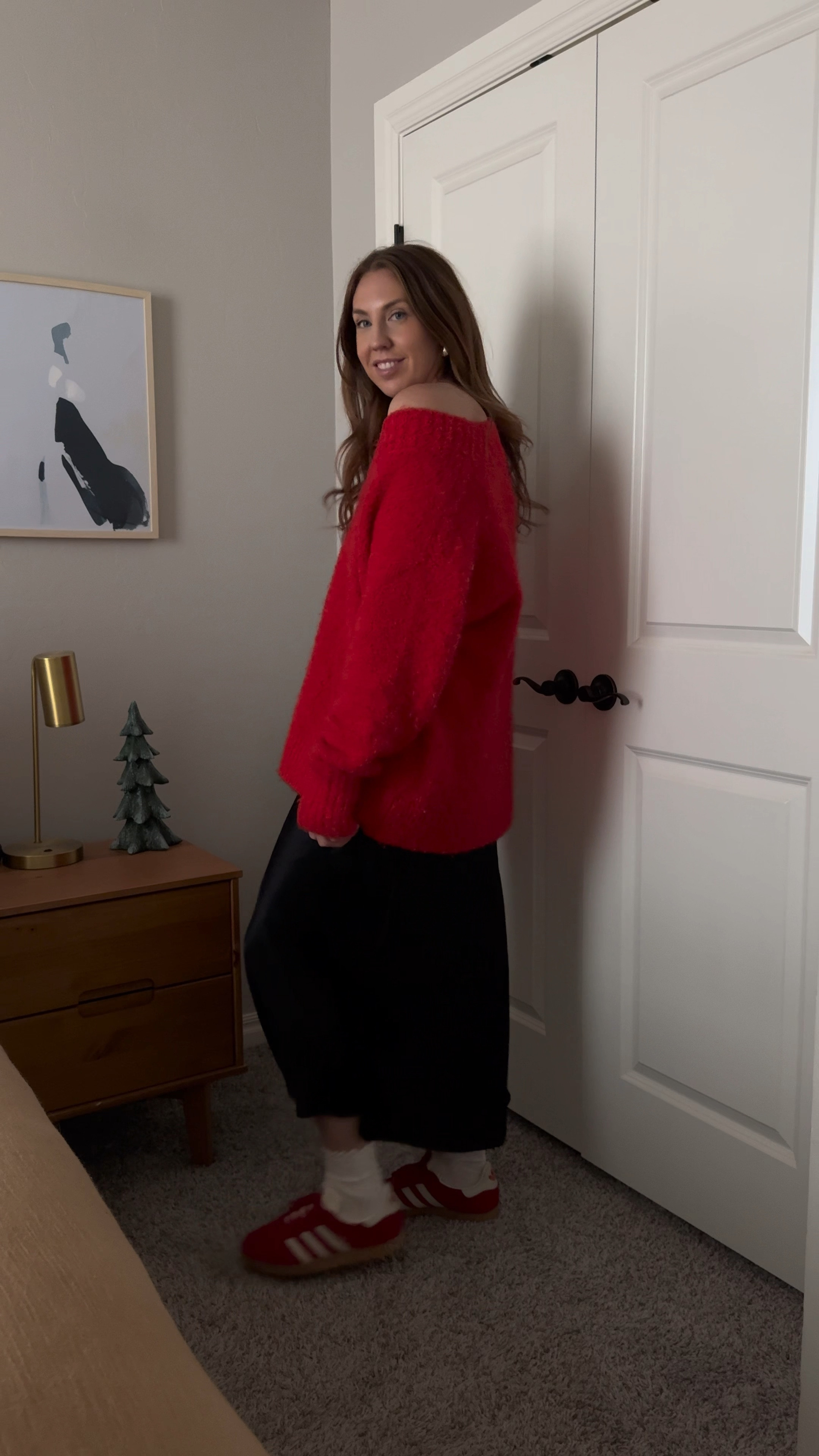 love a good sweater skirt combo ❤️

#LTKStyleTip #LTKShoeCrush #LTKFindsUnder100