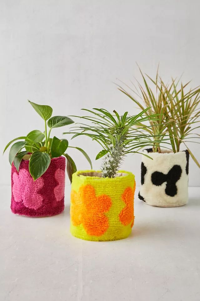 Icon Tufted Planter Cover | Urban Outfitters (US and RoW)