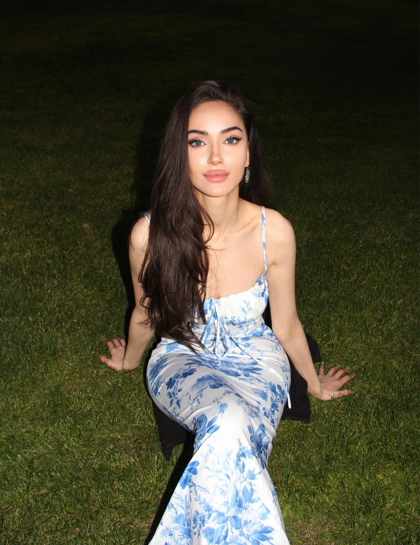 Makeup products listed below 🤍 Did a cat eye with a simple lip using only Charlotte Tilbury lip liner. Kept the skin looking natural with a touch of the IT cosmetics CC foundation, melts into the skin  

#LTKFindsUnder50 #LTKFindsUnder100 #LTKBeauty