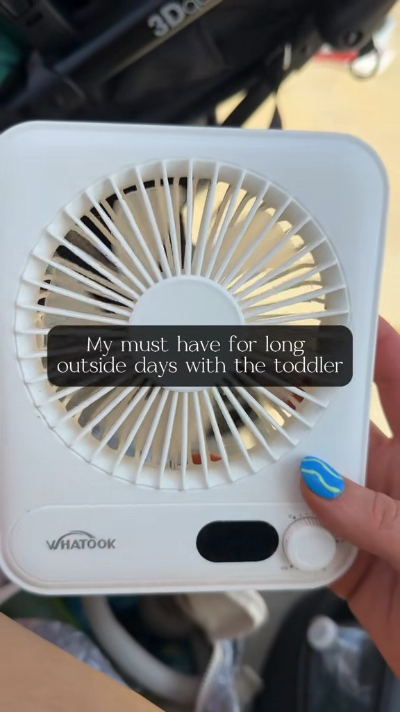 This little fan has worked harder than me this summer 😅 From cooling down toddler food at home to cooling down the actual toddler at the ballpark—10/10 would recommend 💨💗 #MomHack #BallparkMom #SummerEssentials #ToddlerLife #MiniFanMagic #TikTokFinds #AmazonFavorites #WhatIFeedMyToddler #HotMomSummer #MomLifeMustHaves


#LTKHome #LTKSaleAlert #LTKFindsUnder50