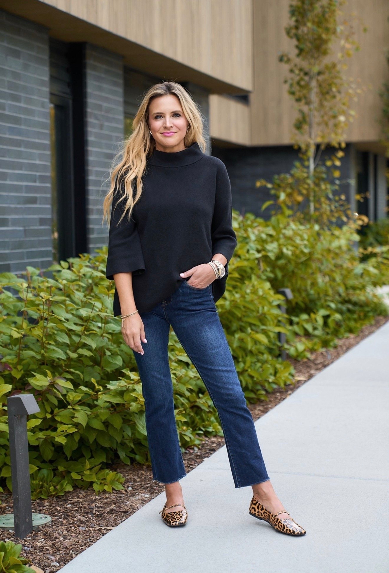 My favorite most worn sweater is back! Wearing xs. Jeans are a 24.

#LTKootd #LTKSeasonal #LTKOver40