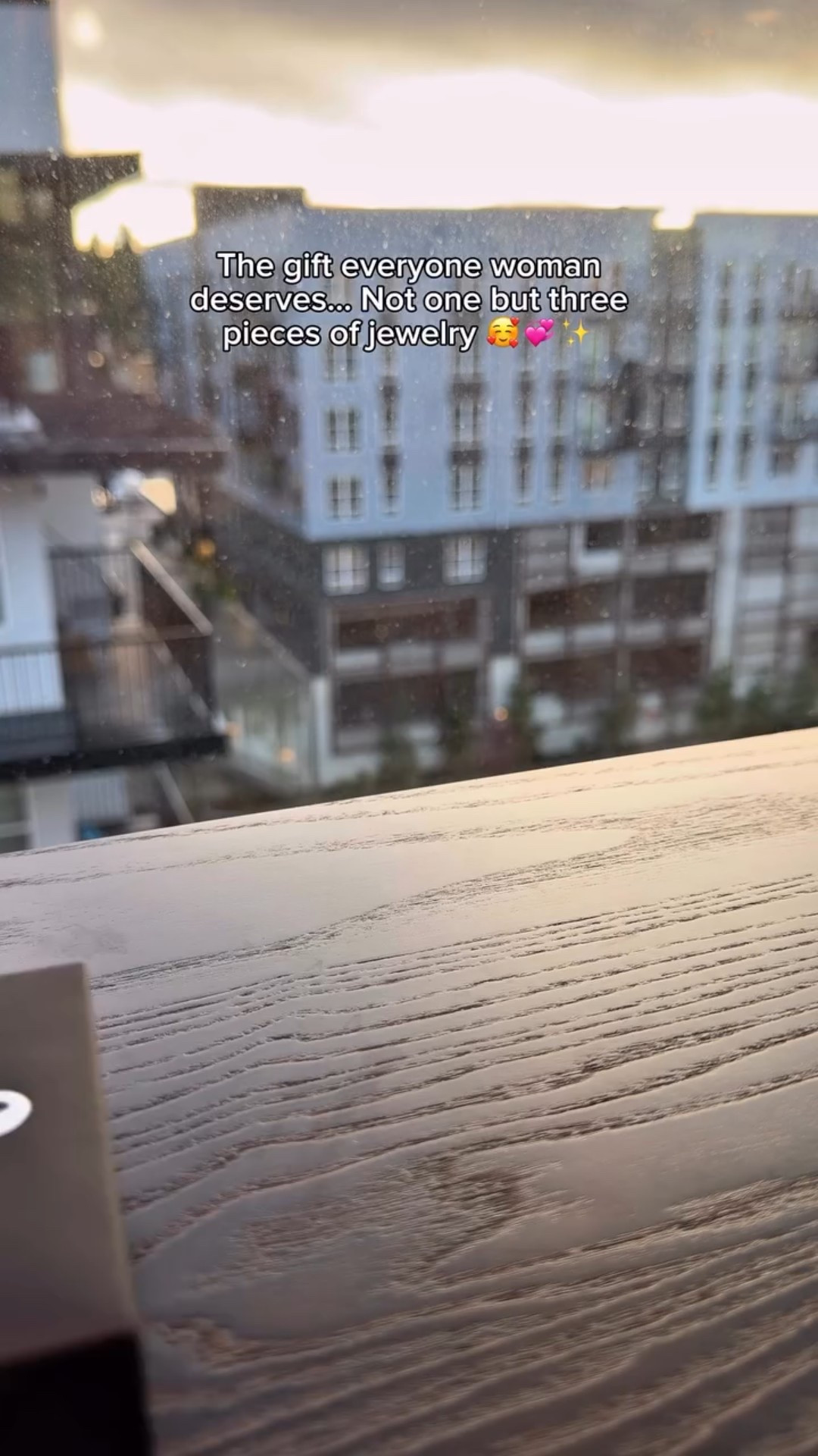 Make this Christmas sparkle with @jeuliajewelry ! 💞✨ 

Still looking for a gift? Try Jeulia’s Gift Finder and discover jewelry made just for you (or your loved ones)! 🎁💐

💖 15% OFF code: “Gonzalez15”. Link in bio. 

🔍 Search ID: JENC0013,JECA0249,JEPB0102

✨ Buy 2 pieces and get a FREE limited-edition Christmas gift box — perfect for wrapping something special.

#jewelry #jeuliajewelry #jeulia #JeuliaChristmas #jeuliagiftfinder

#LTKGiftGuide #LTKgrwm #LTKHoliday