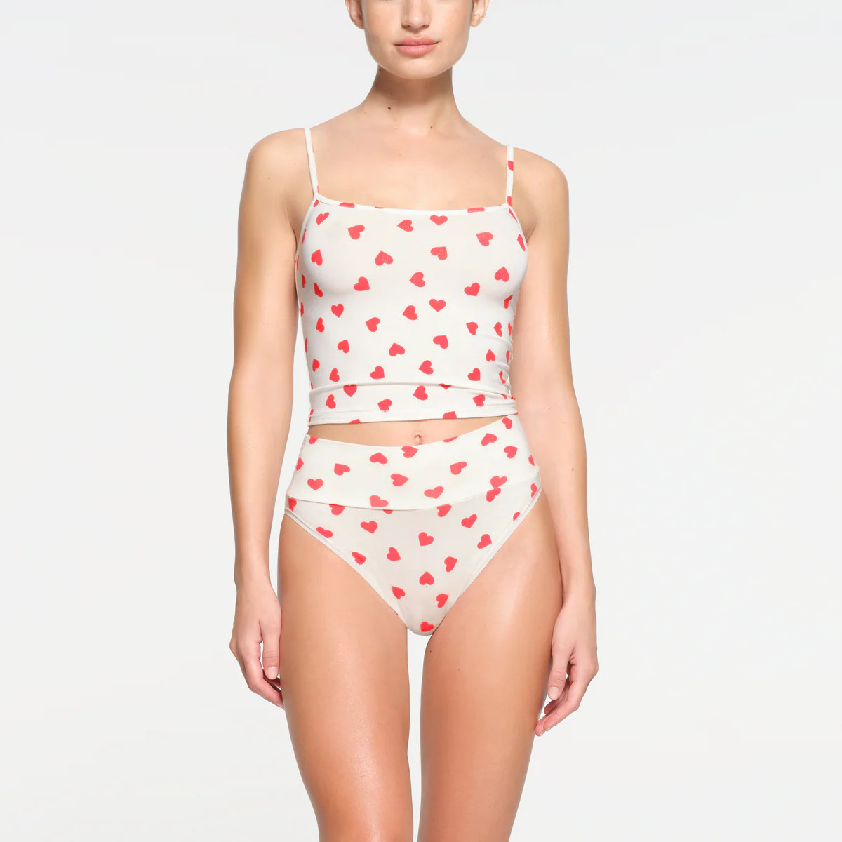 SKIMS SLEEP STRAIGHT NECK CROPPED CAMI | RUBY AND MARBLE HEART | SKIMS (US)