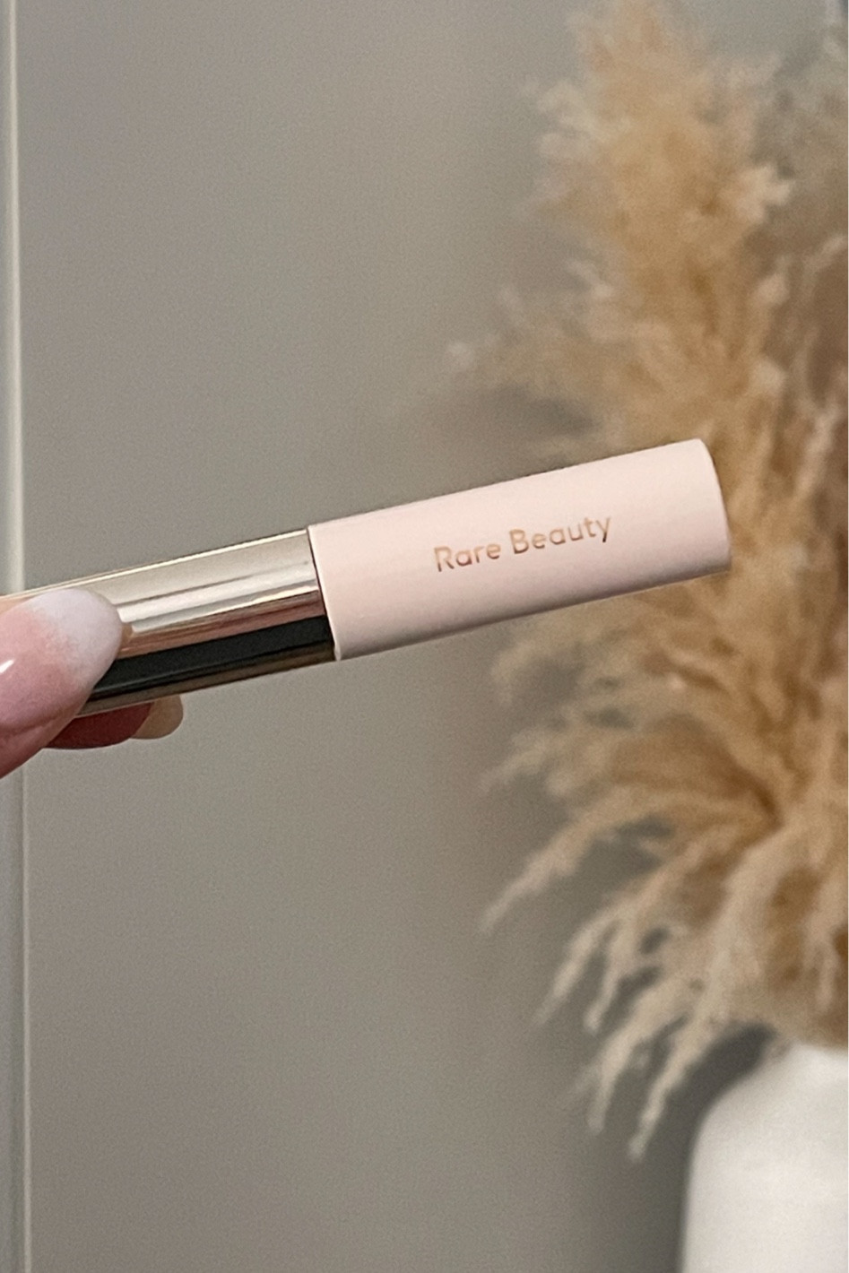 Best eyebrow gel that I’m obsessed with! Xo #RareBeauty

#LTKbeauty #LTKfindsunder50