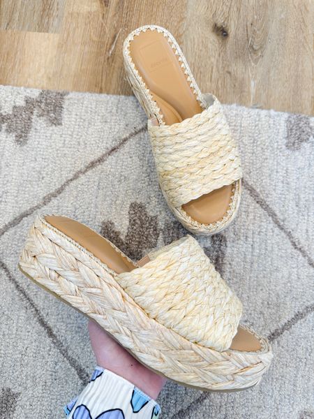 Summer sandals! 🤩🤩

#LTKShoeCrush #LTKFindsUnder100 #LTKStyleTip