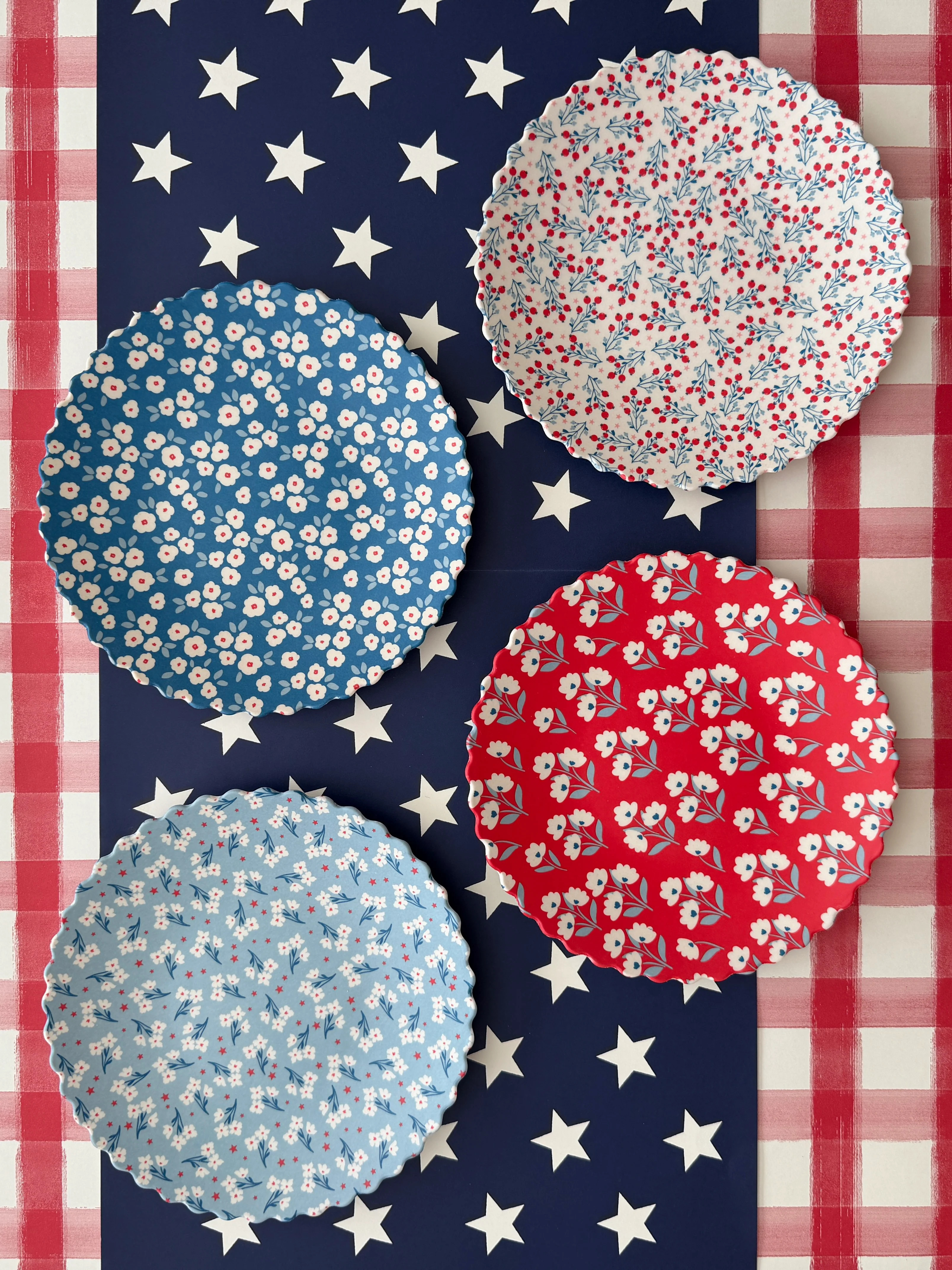 Sweet Meadow Plate Set | House of Turnberry