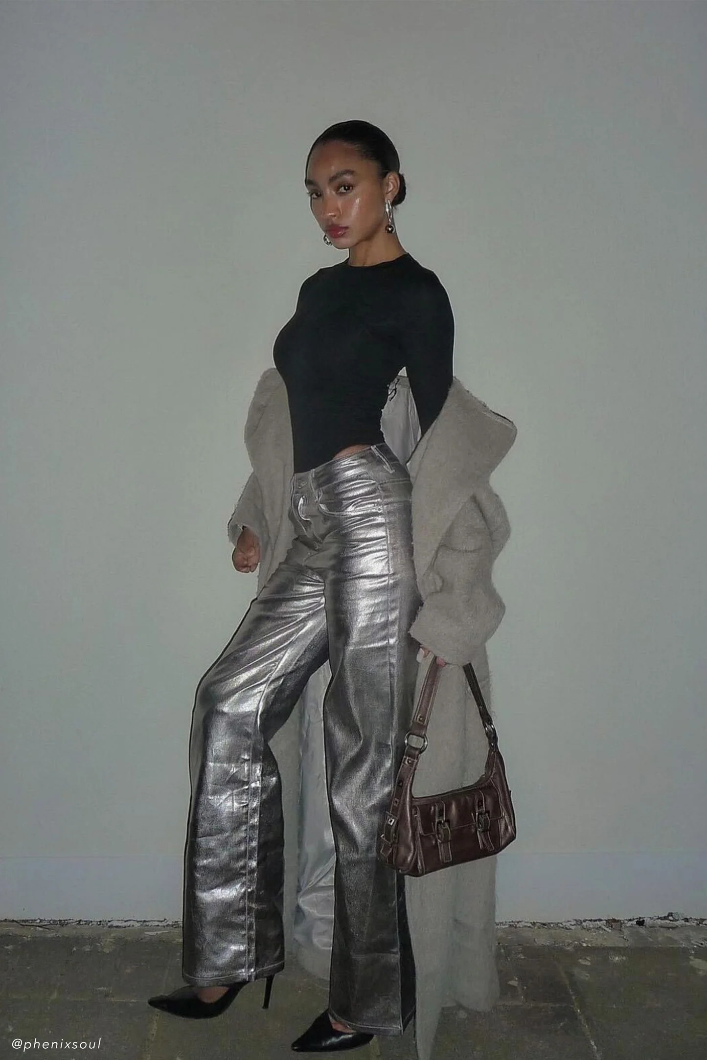 Minnie Metallic Straight Jean - Silver | MESHKI US