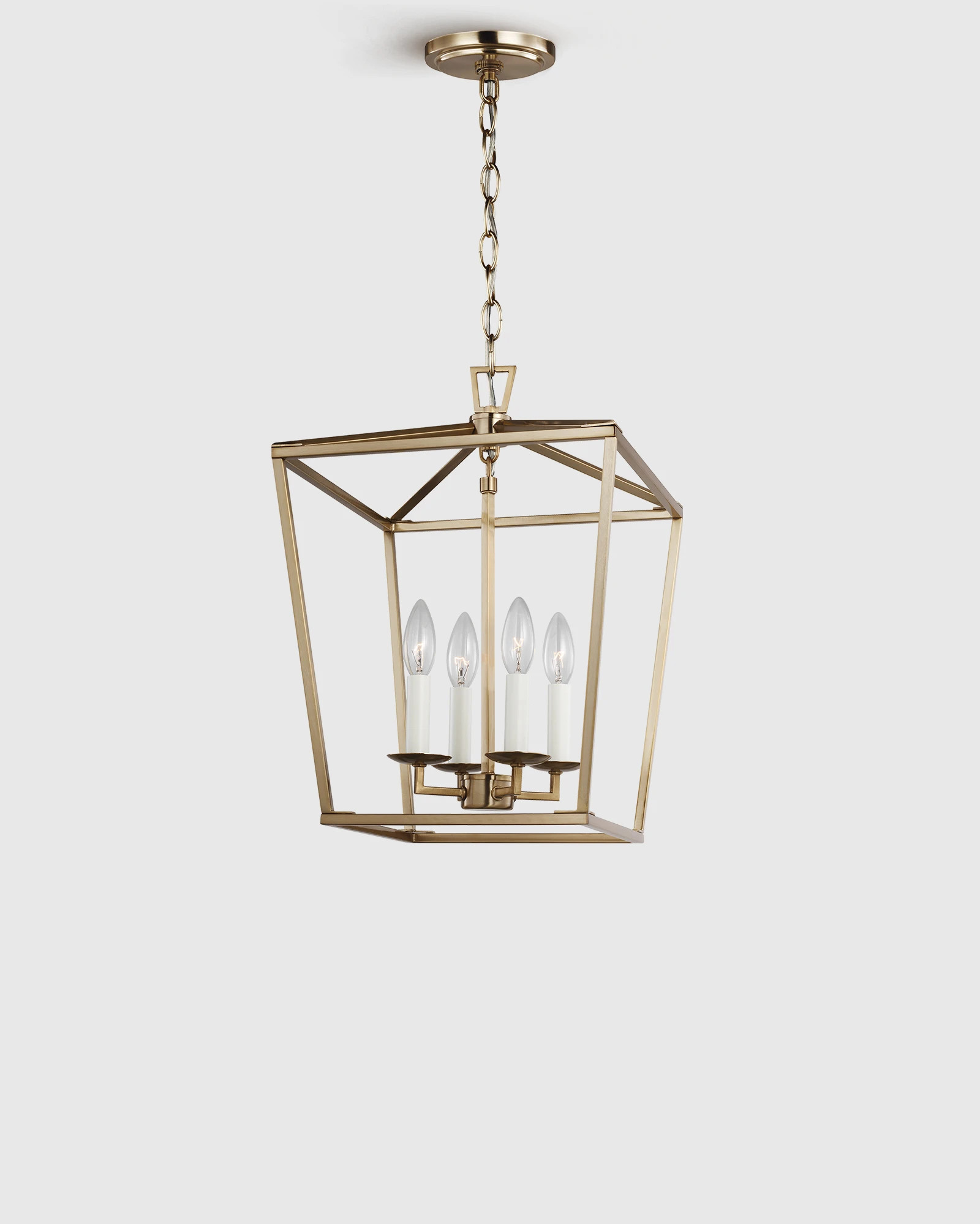 Quince - White Label | Quince | Traditional Steel Lantern Pendant in Black, Size Medium | Quince