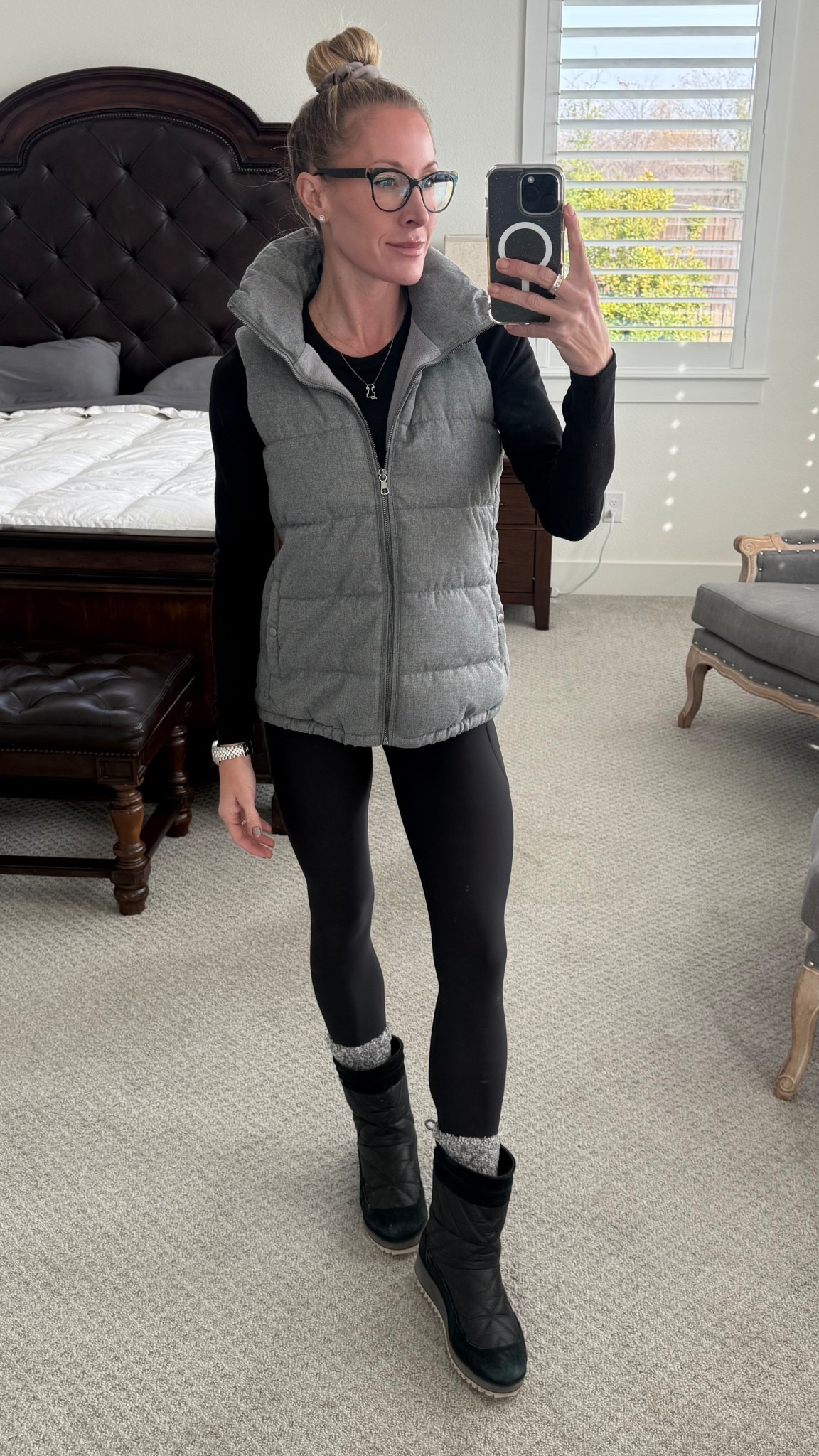 🩶🖤🩶🖤🩶🖤

#LTKSeasonal #LTKFindsUnder100 #LTKActive