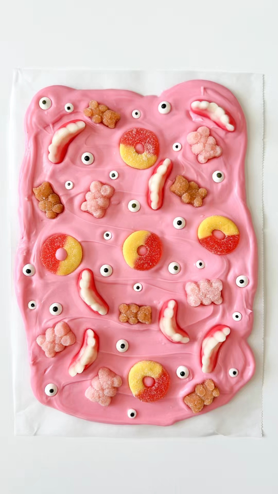 Boo Bark

#LTKFamily #LTKSeasonal #LTKKids