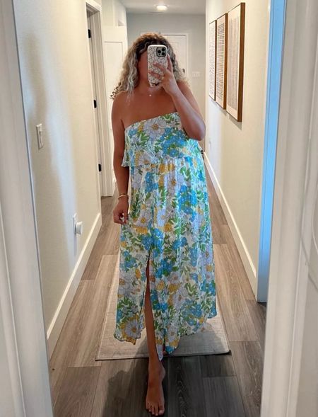 How perfect is this floral dress! It’s from Amazon and would be perfect for a more casual wedding guest dress or a fun Sunday brunch! Summer outfit, summer dress, vacation outfit, resort wear, resort dress, wedding guest dresss

#LTKFindsUnder50 #LTKMidsize #LTKStyleTip