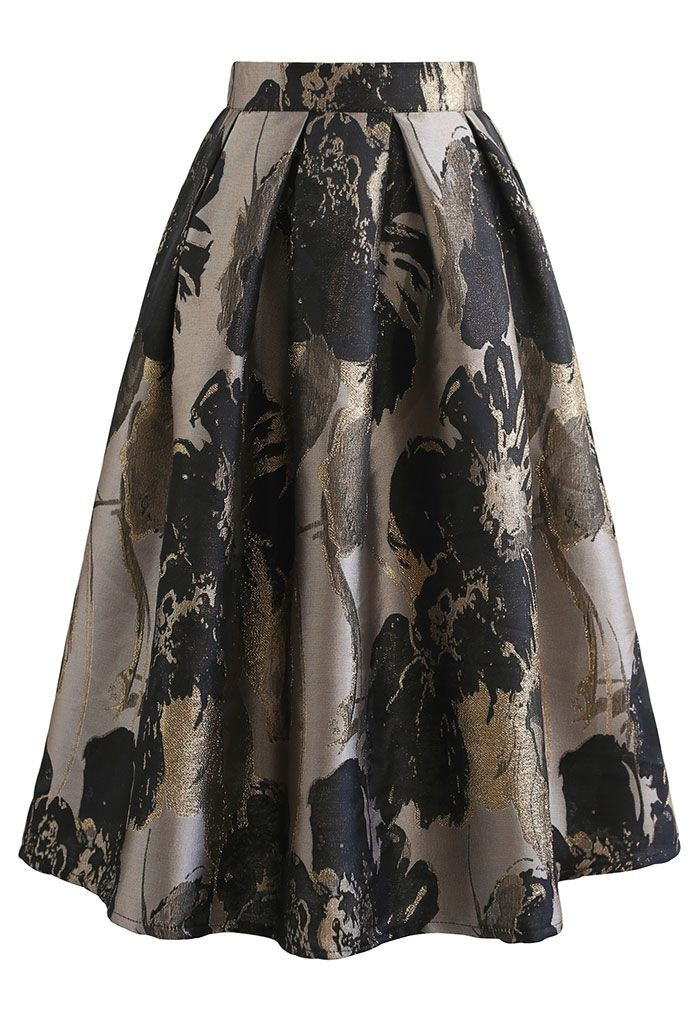 Black Lotus Jacquard Pleated Midi Skirt | Chicwish