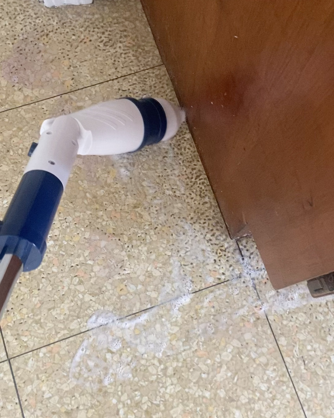 Cleaning - this is my newest cleaning tool and I am obsessed; these ease with which this cleaned my floors was amazing! 

#cleaning #target #clean #bathroom #kitchen

#LTKHome #LTKFamily #LTKFindsUnder100