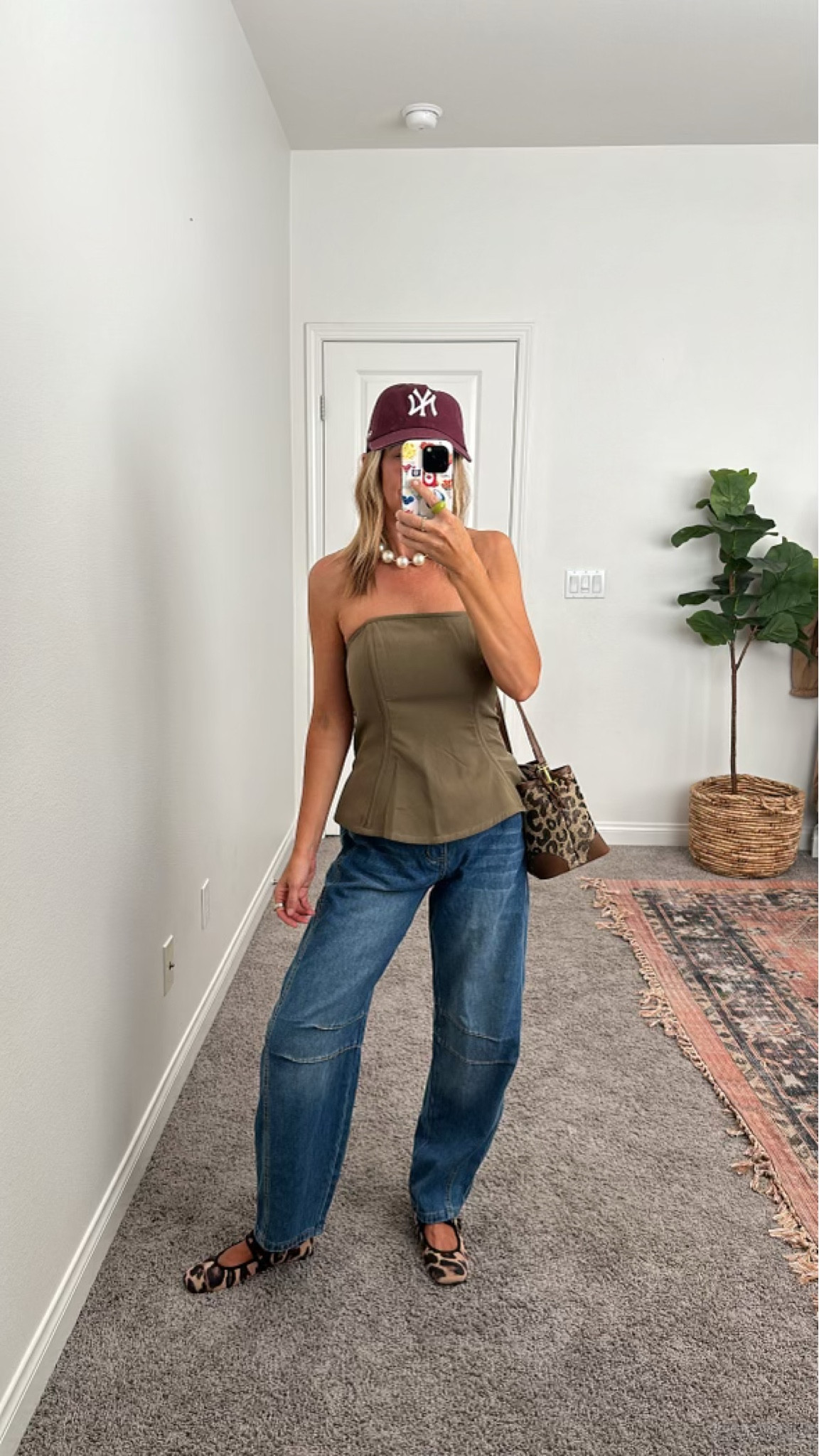 Love this sporty + chic look! All Amazon. This top comes in so many colors and is so flattering.

#LTKSeasonal #LTKStyleTip #LTKFindsUnder100