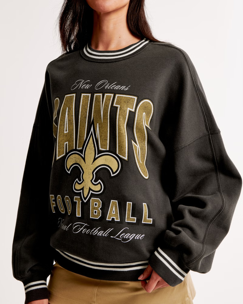 NFL Chicago Bears Graphic Oversized Sunday Crew | NFL NFL | Abercrombie.com | Abercrombie & Fitch (US)