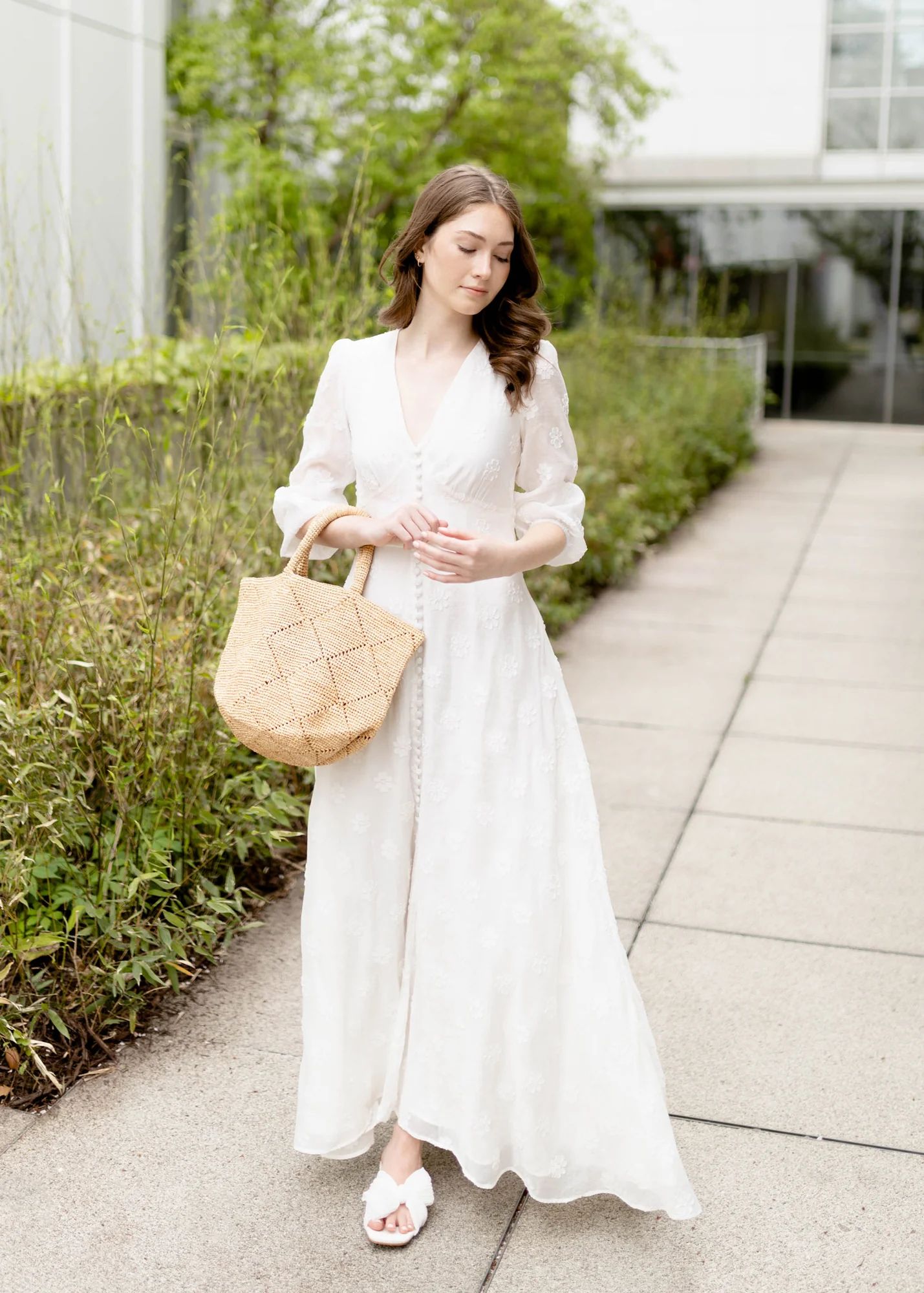 Brooke Gown White Daisy Voile | Abbey Glass
