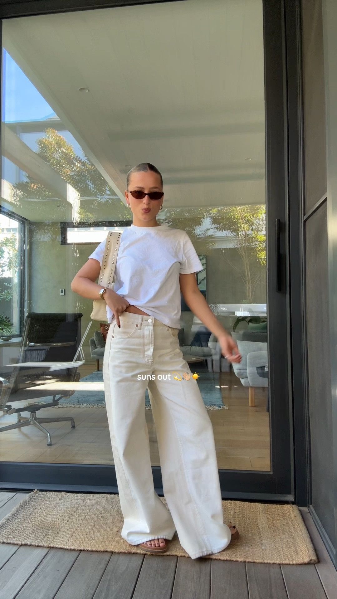 Lovvvve this simple cream monochromatic outfit !!

Scored these beautiful new Camilla & Marc two toned jeans 🤍 
Paired with the BEST classic white tee from St Agni! 

Jeans I’m a 25
Tee in a S

#LTKgiftguide #LTKstyletip #LTKaustralia