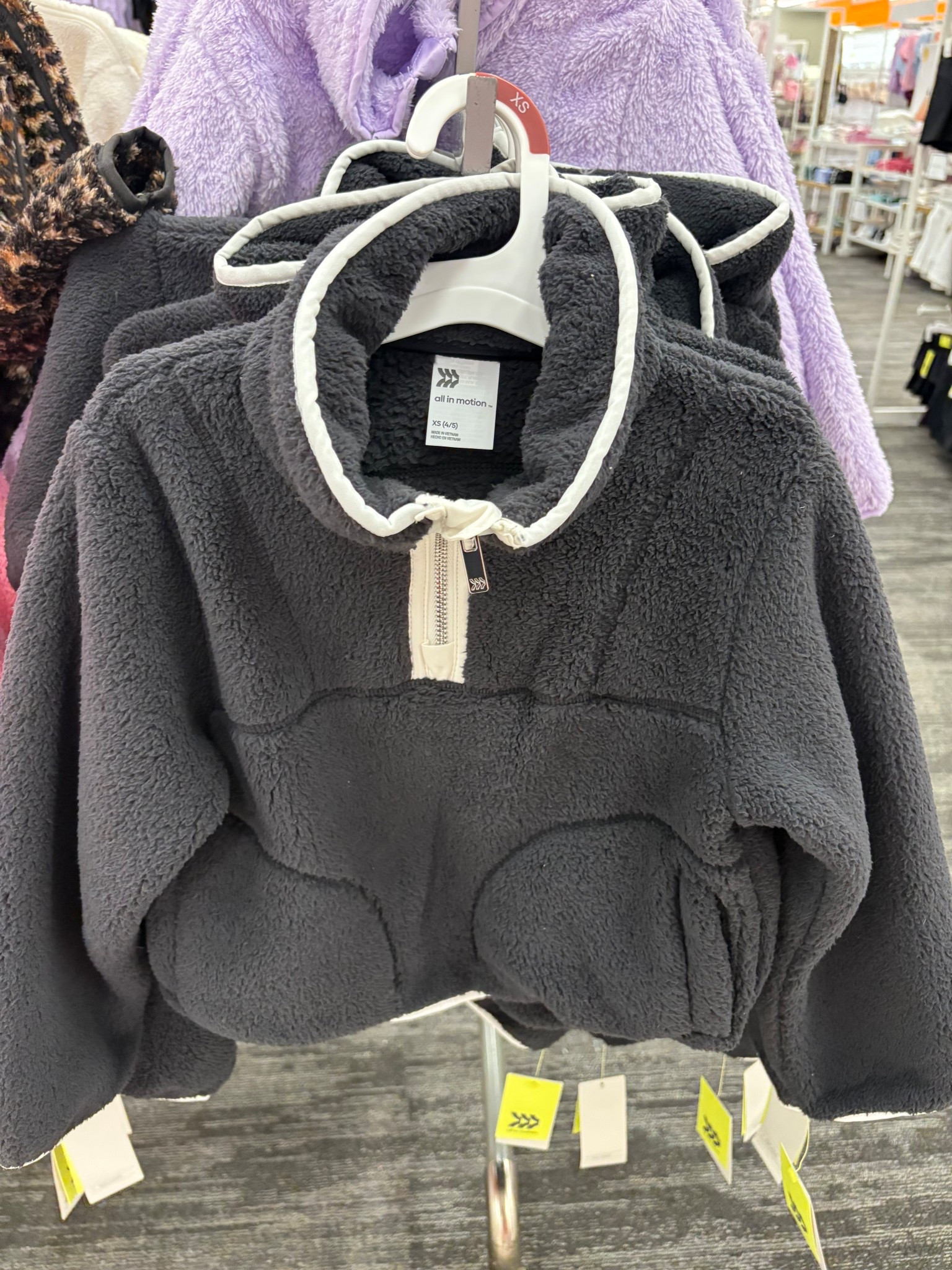 This sweatshirt is the cutest for toddler girls! 

#LTKSeasonal #LTKActive #LTKStyleTip