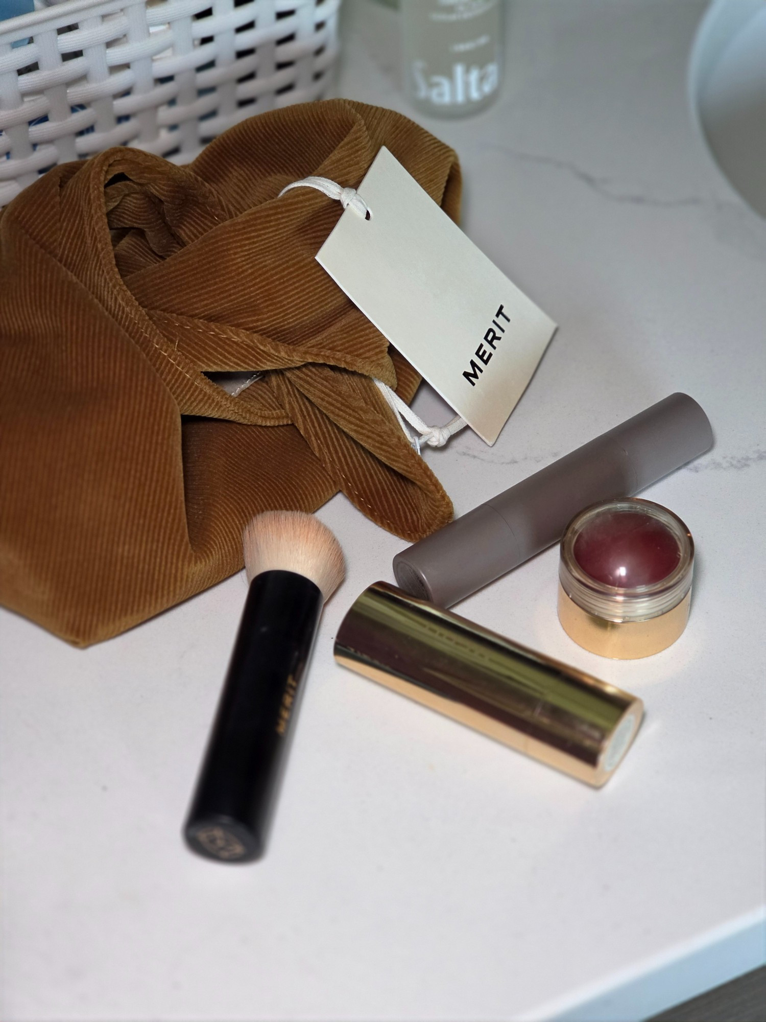 Super fast makeup routine!

#LTKgrwm #LTKOver40 #LTKmomlife