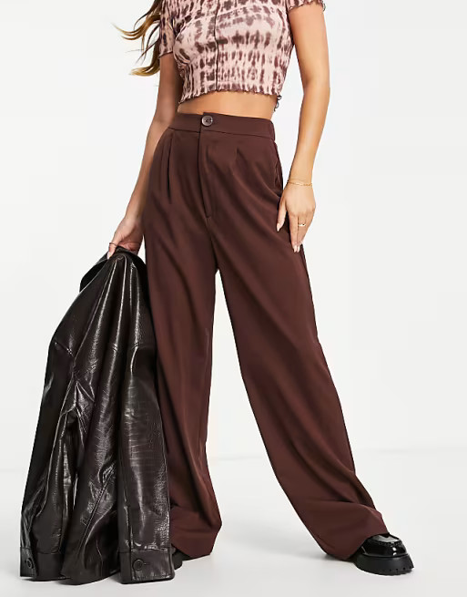 Stradivarius wide leg relaxed dad trousers in chocolate brown | ASOS (Global)