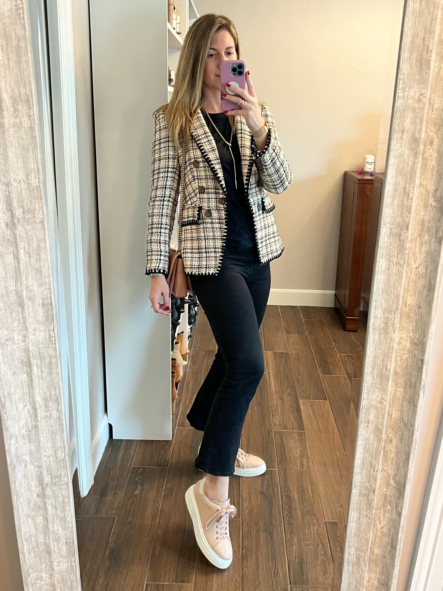 Sometimes a simple look of neutrals does the trick! 🪄Black, cream and camel are a fabulous combo! My blazer is from last year, but I linked some similar options that are equally versatile and offer a killer fit!

Tee runs TTS. Wearing size small. (Also comes in white.)

Jeans run TTS. Wearing size 28.

Blazer runs TTS. Wearing size 6