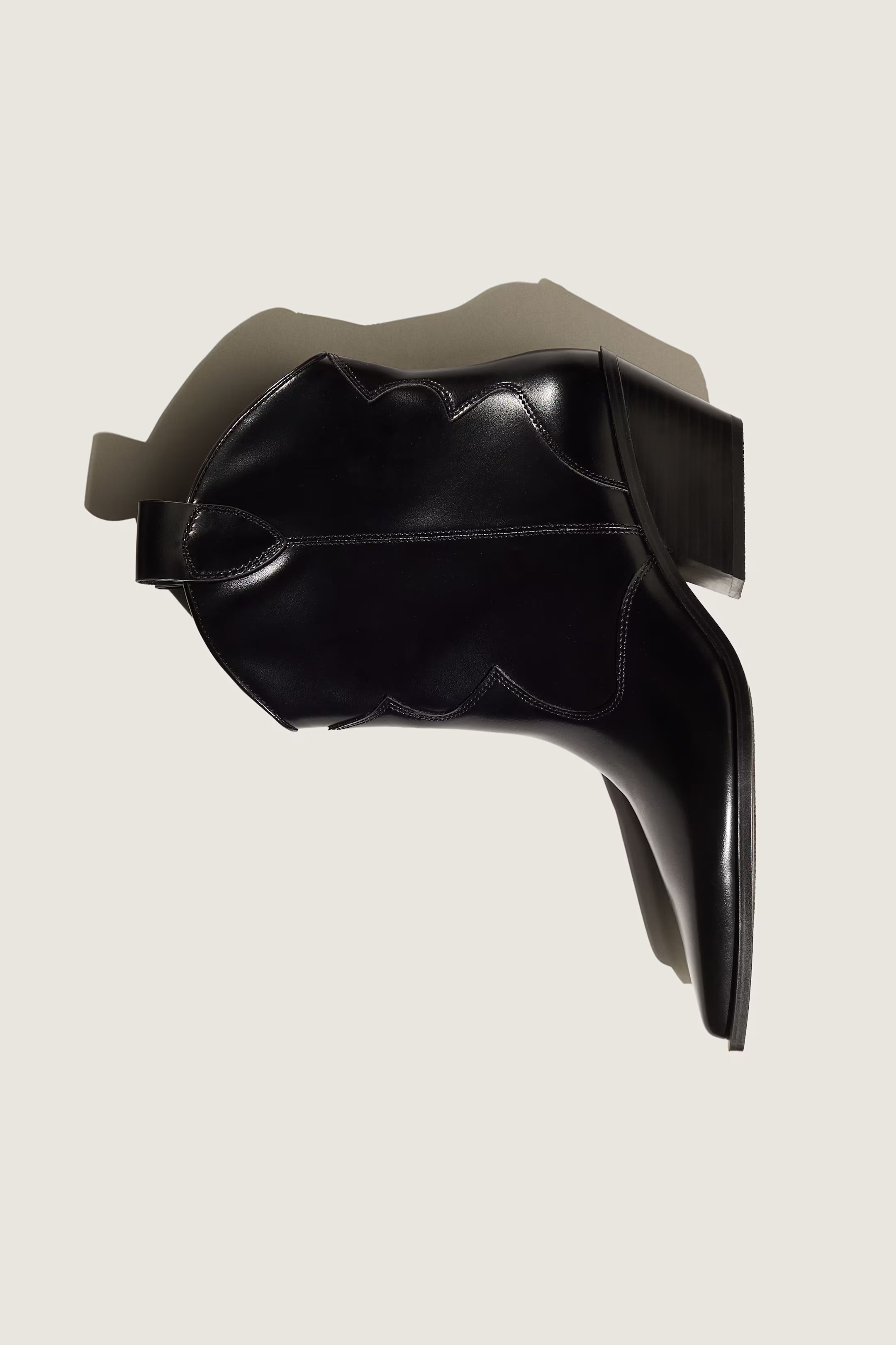 Cowboy boots | H&M (UK, MY, IN, SG, PH, TW, HK)