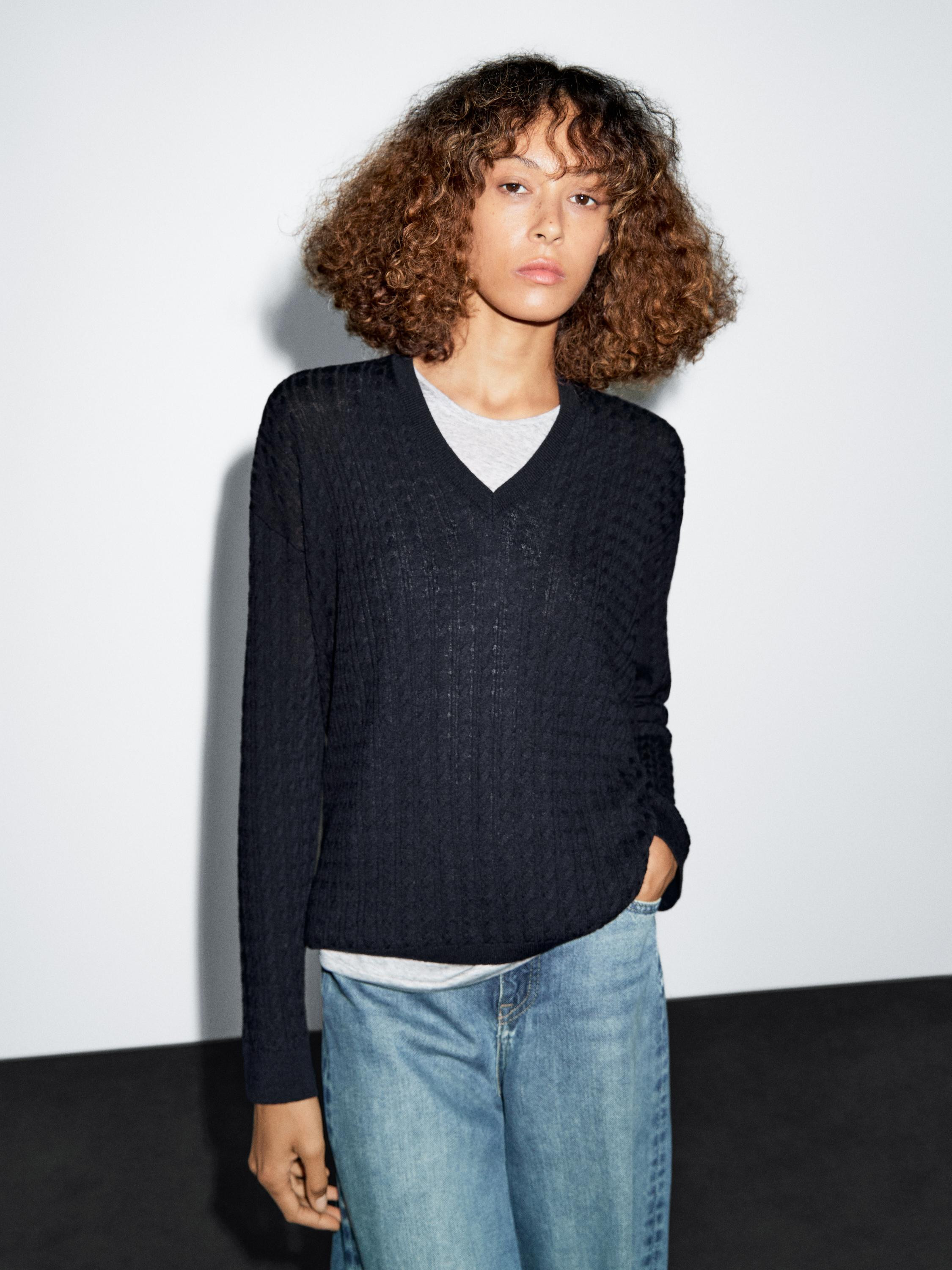 V-neck cable-knit sweater | Massimo Dutti UK