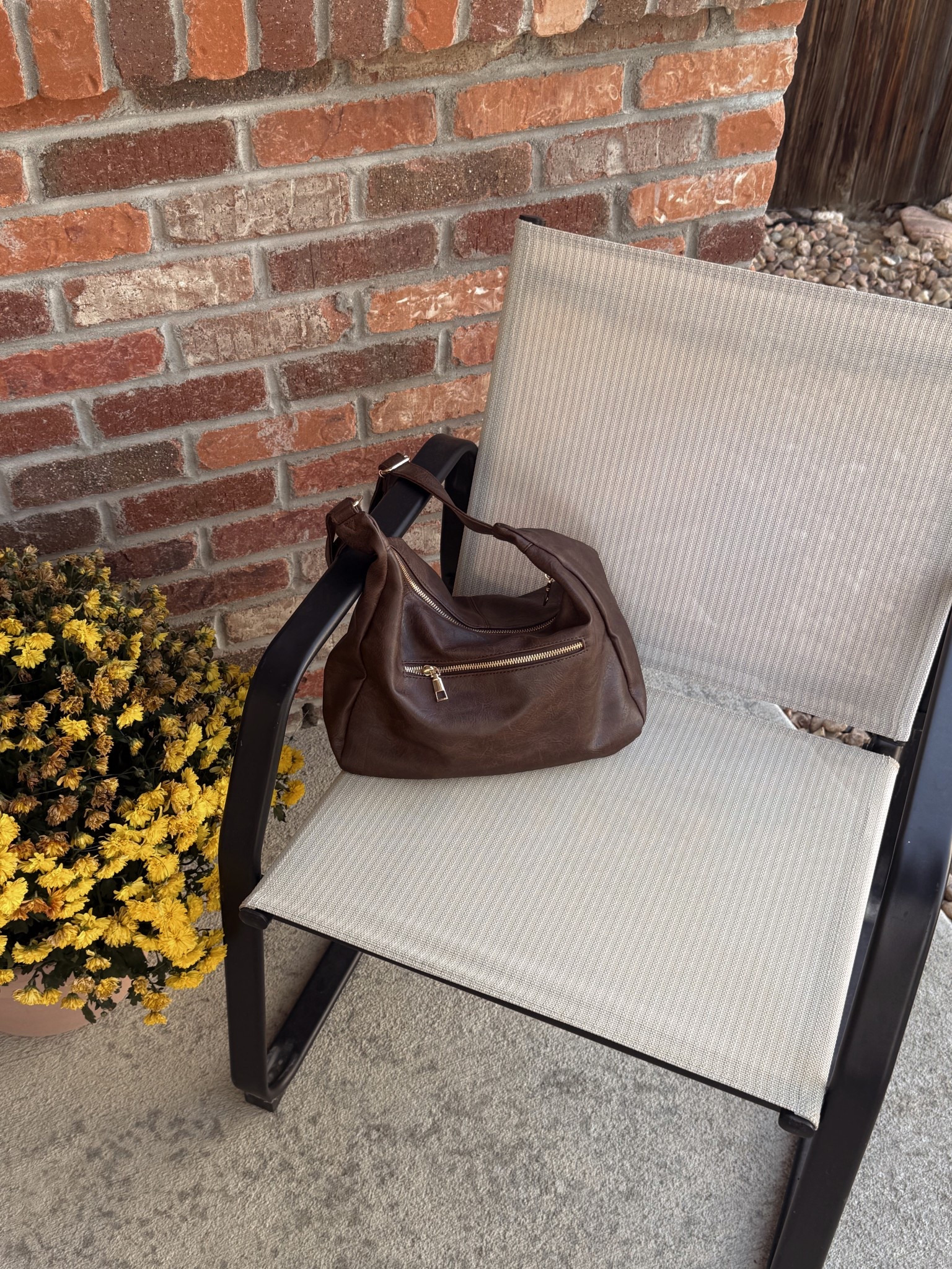 The cutest purse for fall! 🤎 under $30!