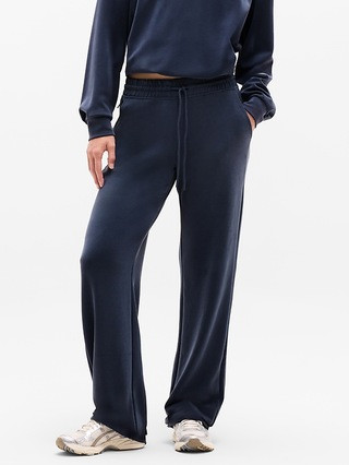 Seasoft Mid Rise Straight Pant | Athleta
