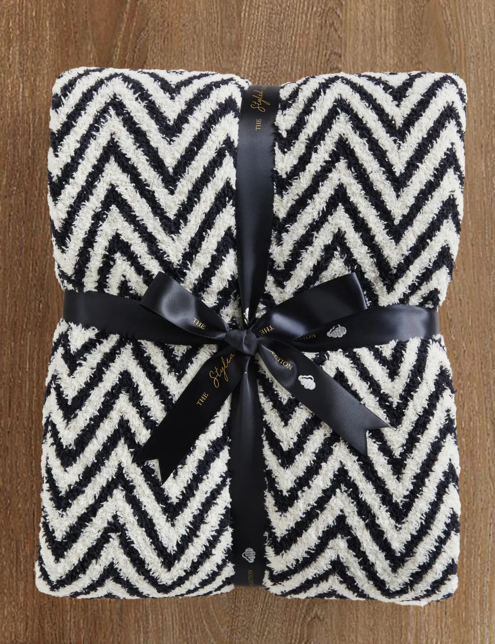 Chevron Buttery Blanket | The Styled Collection