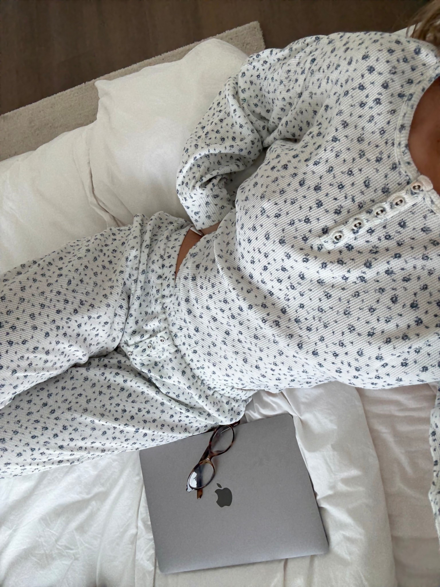 Urban outfitters pyjamas 

#LTKeurope #LTKfestive #LTKgiftguide