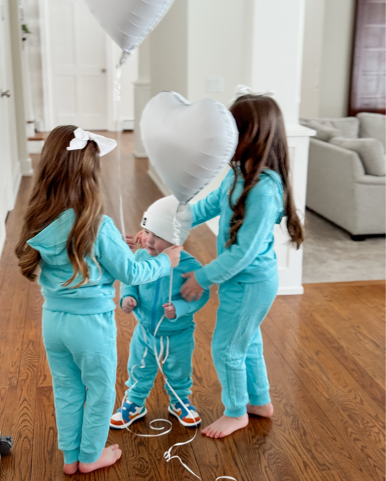 Matching hoodie & sweat set on sale 🩵
.
.
#siblings #matching

#LTKBaby #LTKootd #LTKKids