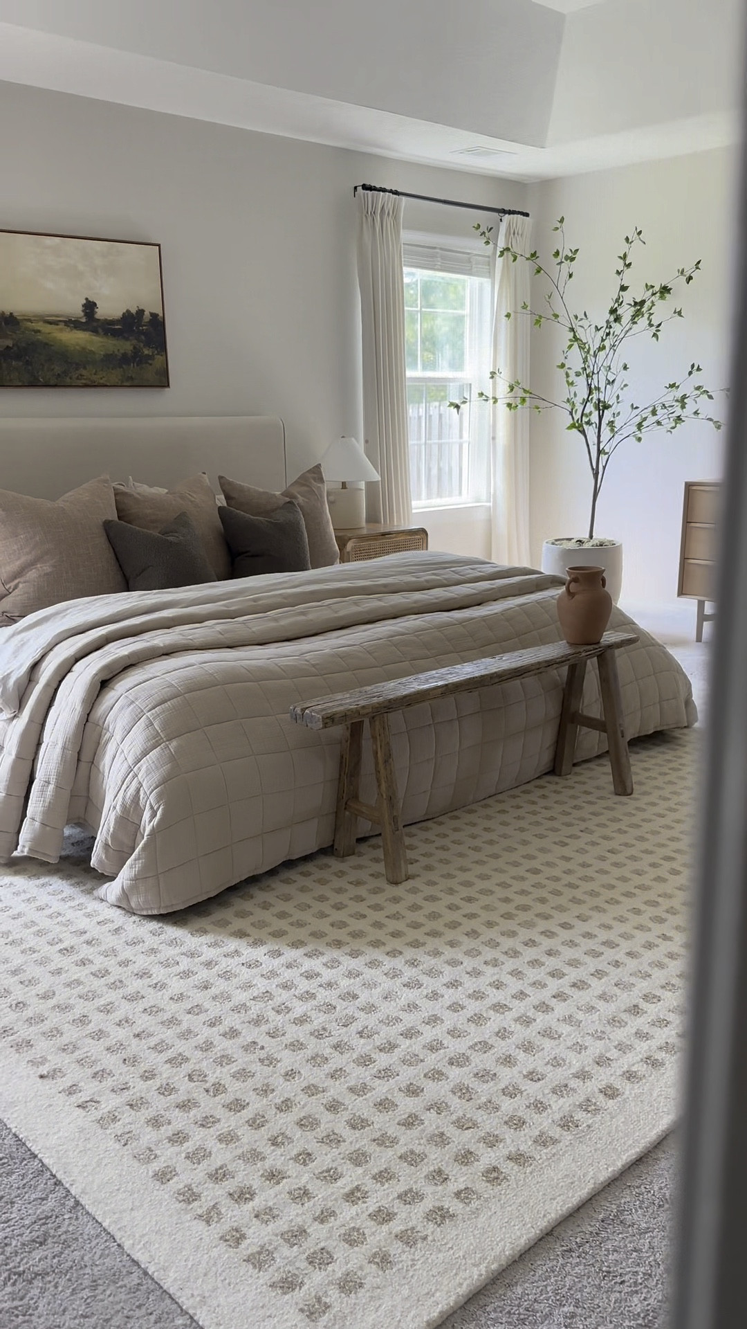 Bedroom
Linen bedding
Vintage bench
Tree
Bedroom
Rugs


#LTKhome