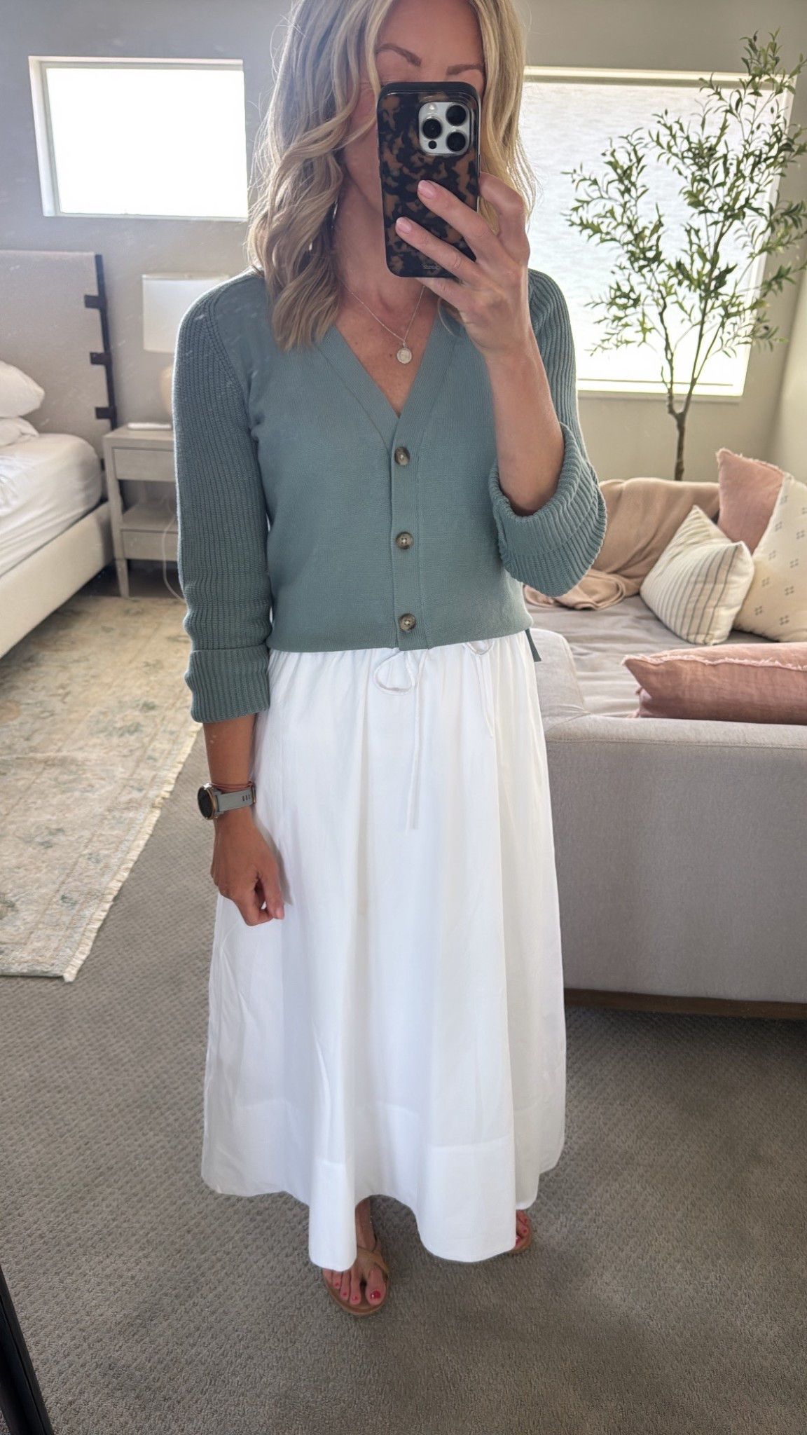 Sunday’s look for church. I will forever be in love with cardigans. This one is sold out but I linked the skirt, the slip and a similar cardi that’s also on sale.

I sized down in the cardi and the skirt  