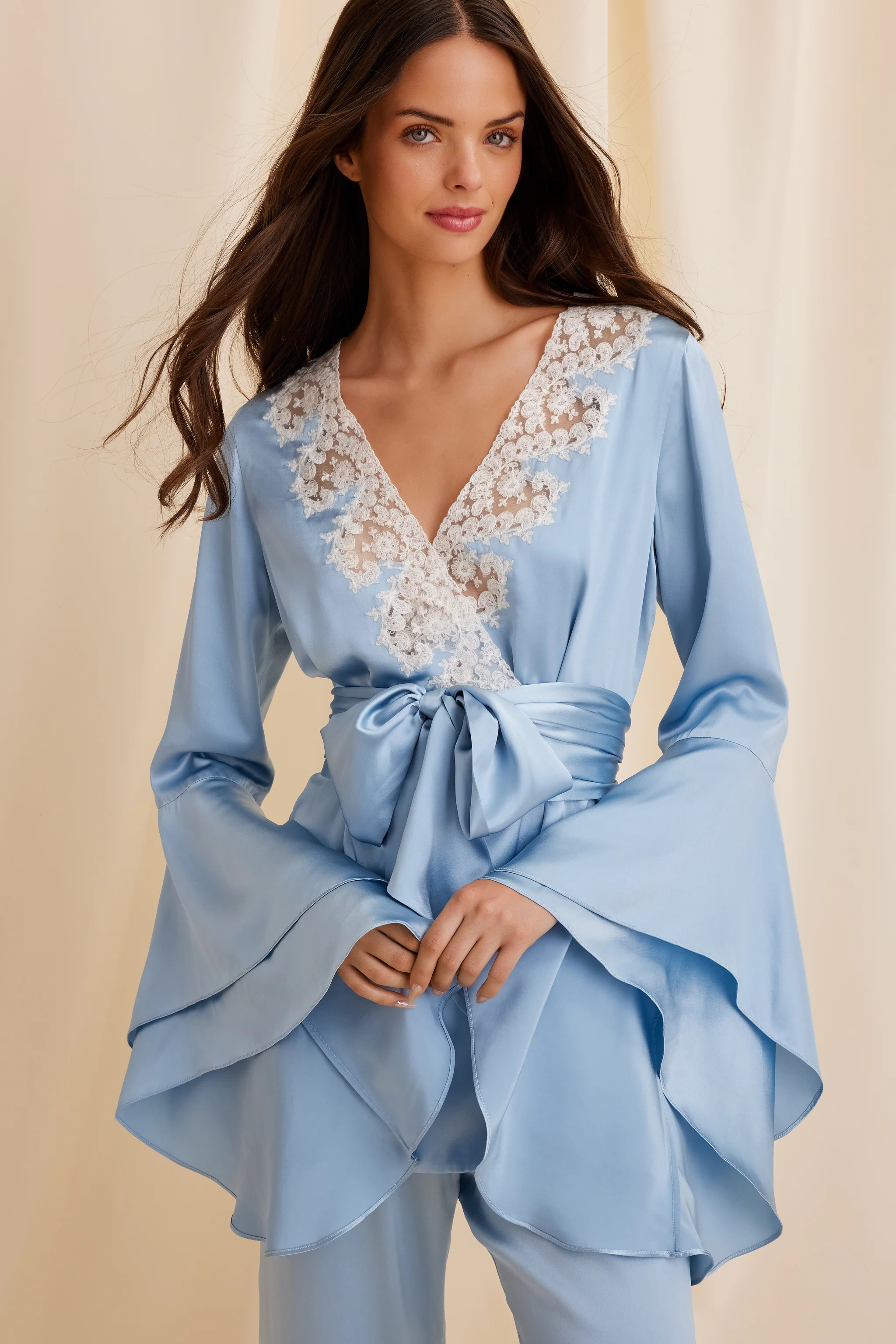 DARLING ROBE | Scarlett Gasque (US)