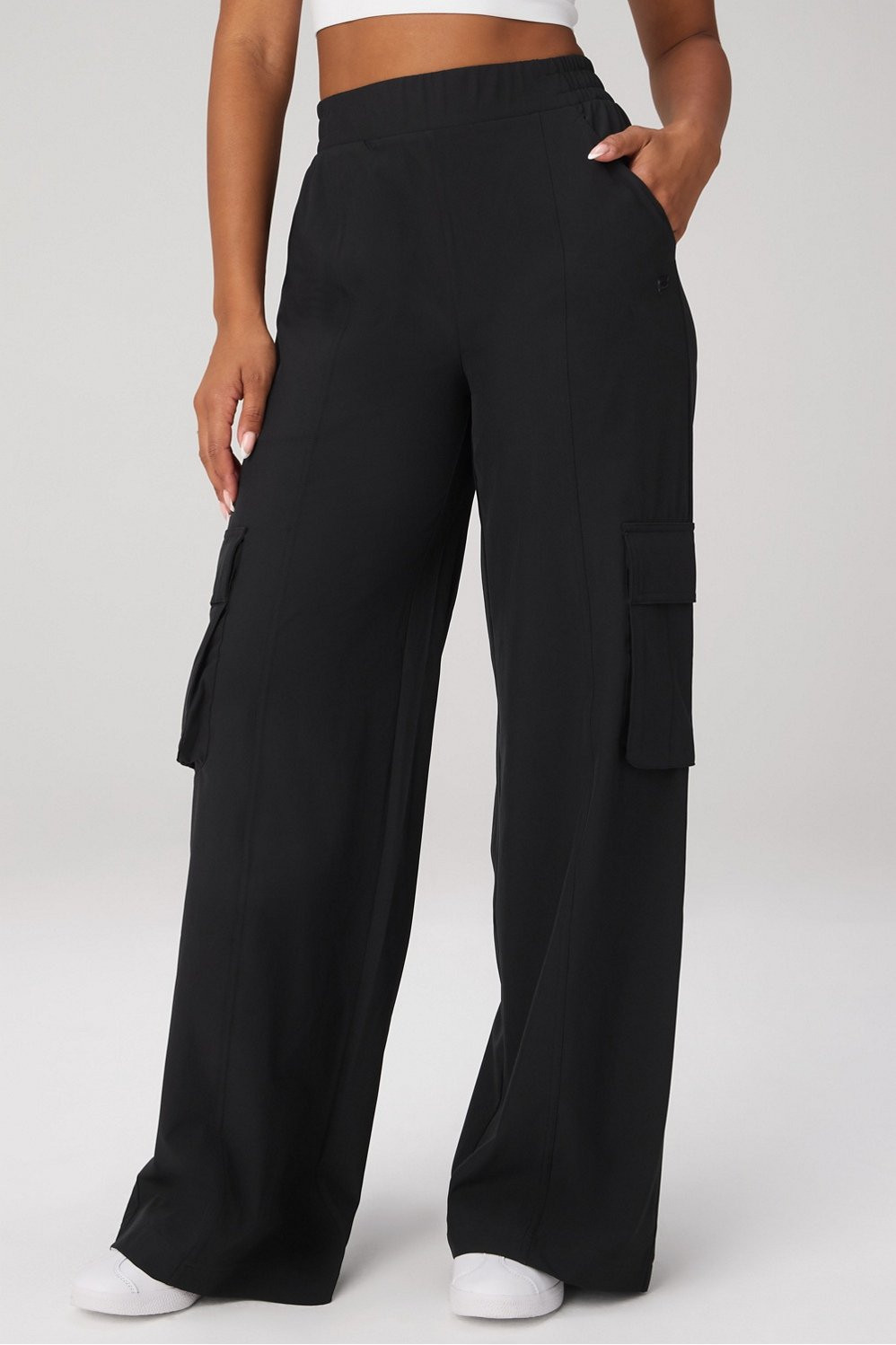 Downtown Wide Leg Cargo Pant | Fabletics