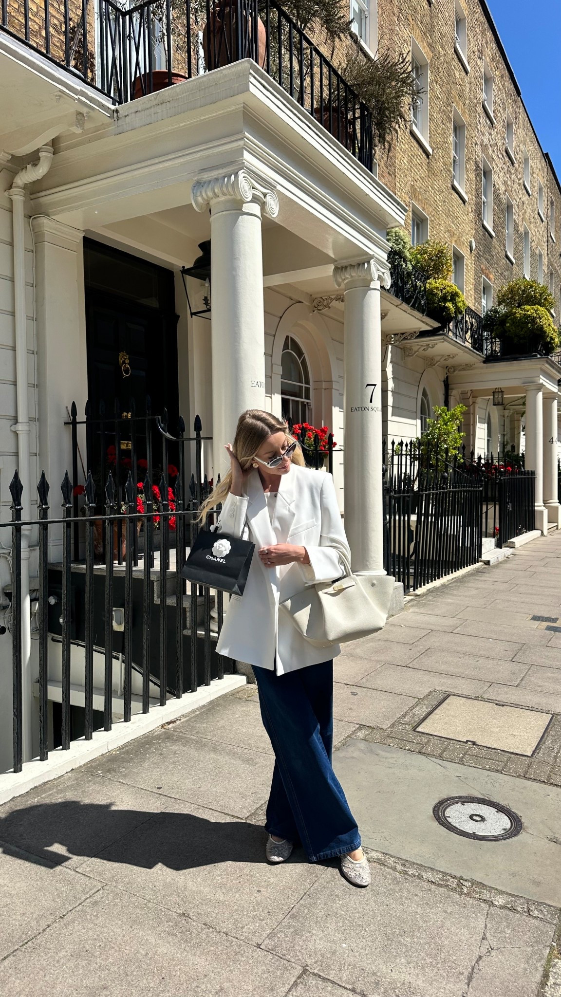 Here’s my weekend look. Oversized white blazer, wide leg jeans, my beloved Demellier bag and new pair of super chic Chanel Sunies😍

#LTKsummer #LTKluxury #LTKuk