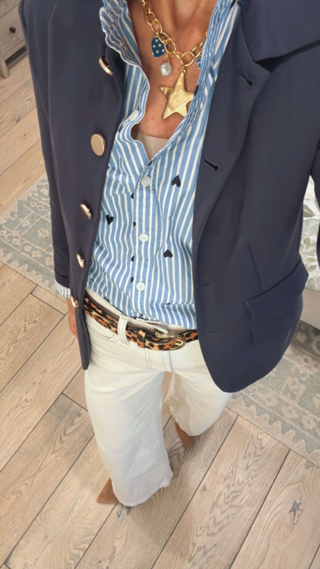 Go ahead…mix and match your prints!  Play around with different patterns and textures and see what you like. 🤍💙 I think you will be pleasantly surprised 🙂 

#LTKWorkwear #LTKOver40 #LTKStyleTip