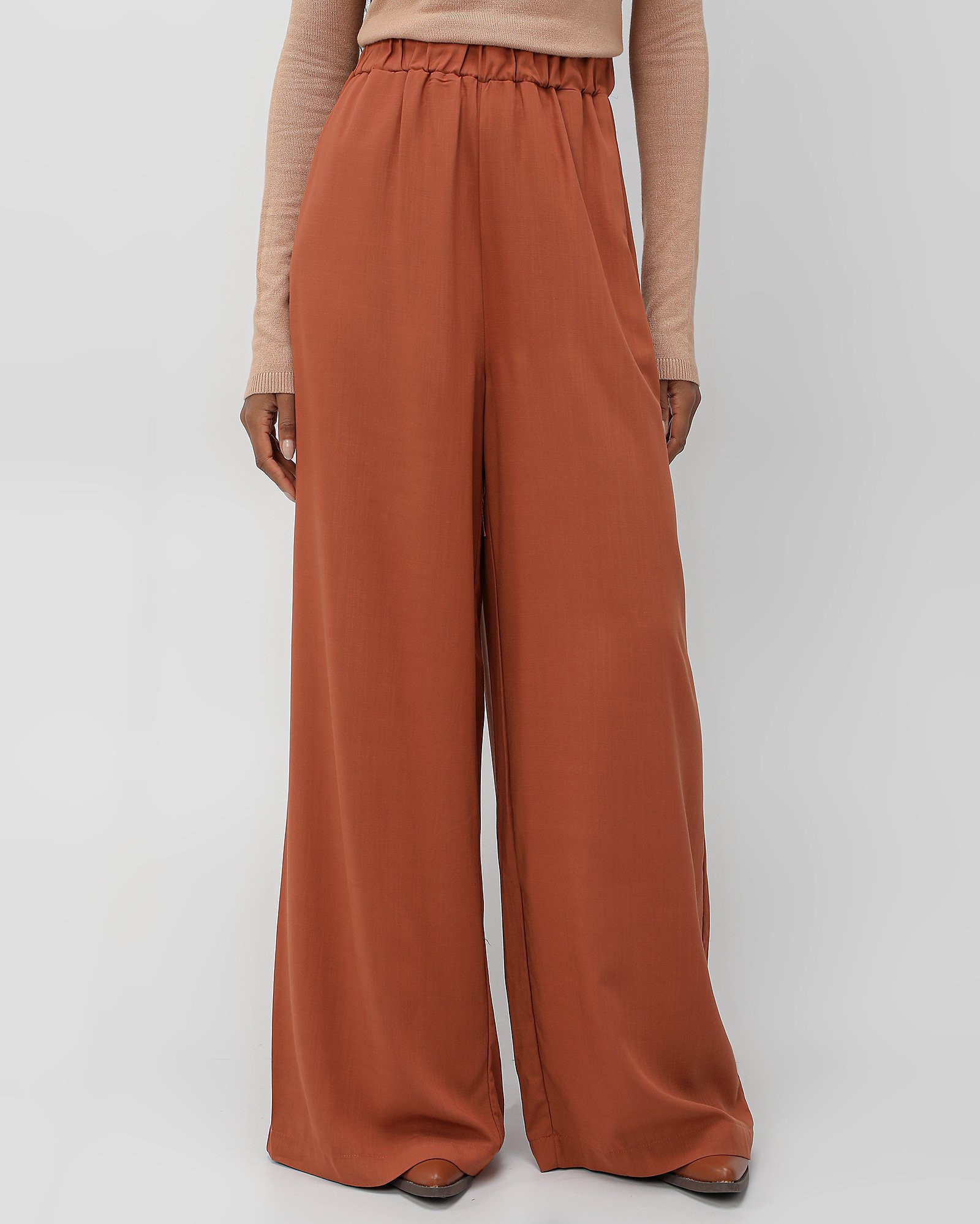 Calça feminina pantalona com elástico marrom | Pool Basics by Riachuelo | Riachuelo (BR)