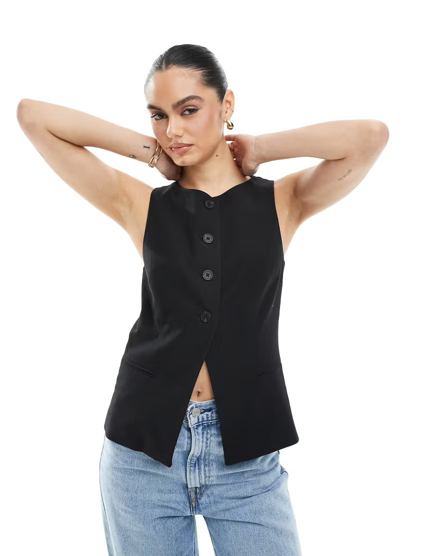 Stradivarius round neck vest in black | ASOS (Global)