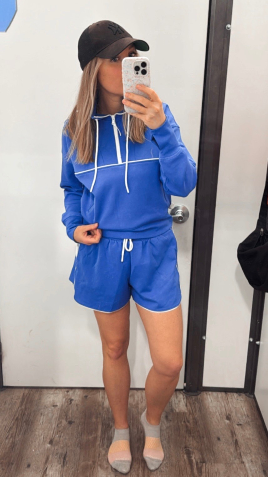 New Old Navy set currently 50% off online! I’m wearing medium in top and bottom 

#LTKSaleAlert #LTKActive #LTKOver40