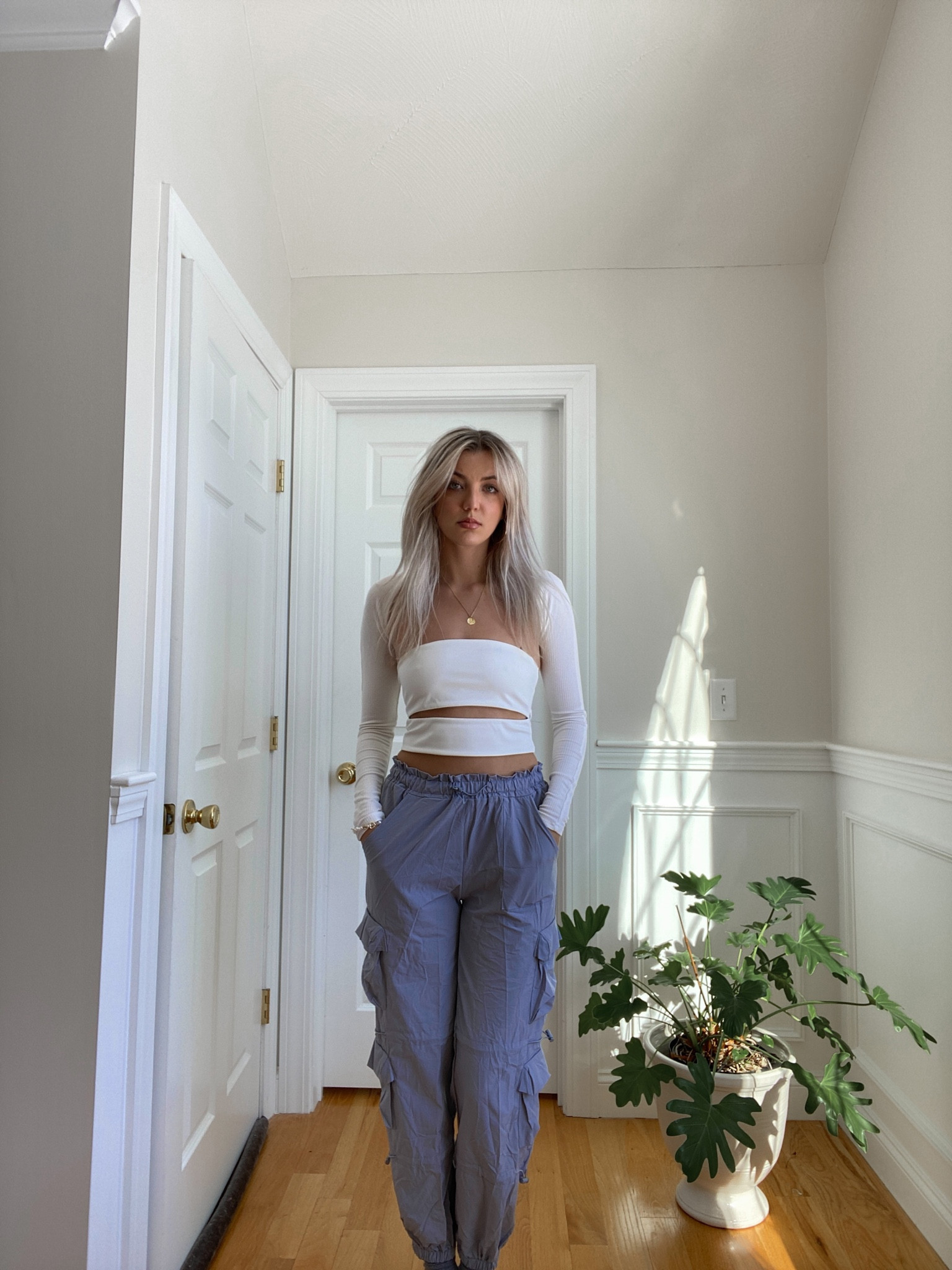 street style outfit: parachute pants & white tube tops + boleros

#LTKstyletip