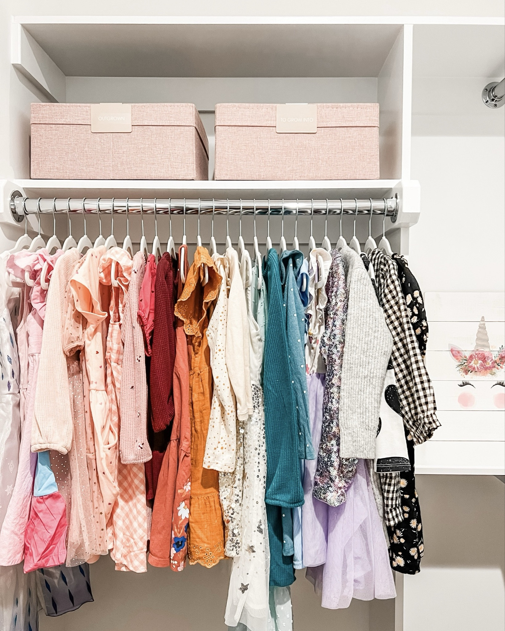 When you hire us to unpack your new home, you’re getting so much more than just a basic unpacking service 🏡✨

✔️ We expertly unpack and organize all of your belongings with care and precision.
✔️ We source the perfect products to enhance your space, ensuring everything is both functional and beautiful.
✔️ We create systems that make staying organized effortless—because your home should work for you.

Moving is stressful, but settling into your new space doesn’t have to be. Let us handle the hard work so you can enjoy a home that feels like home.

#HomeOrganization #UnpackingService #ProfessionalOrganizer #AestheticHome #ReclaimYourSpace”