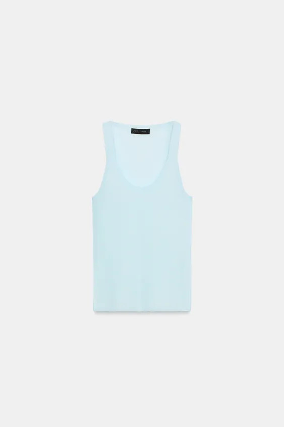 BeschreibungFarbeMaterialzusammensetzungMa\u00dfeGr\u00f6\u00dfe des Models: 178 cmOberteil mit V... | Zara US